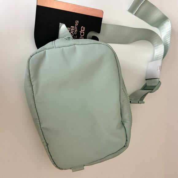 Apana Studio To Street Bigger Convertible Fanny Pack Sling Belt Bag NWT - Picture 3 of 12